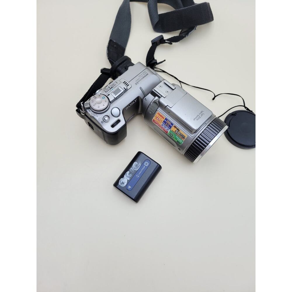 Sony Cyber-shot DSC-F707 Digital Camera 5.0MP Carl Zeiss NightShot Swivel Box - Picture 9 of 16